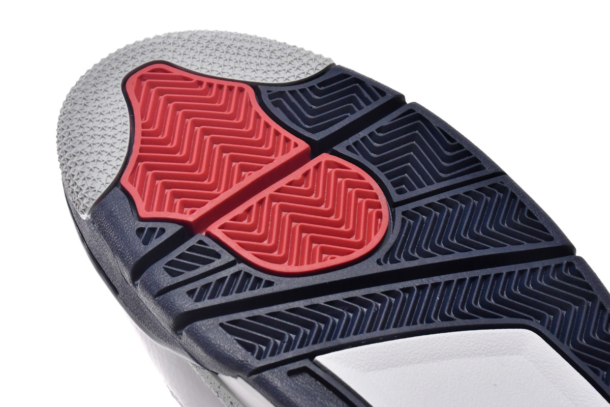 Air Jordan 4 Retro 'Midnight Navy' DH6927-140: Classic Style with a Modern Twist Air Jordan 4 Retro 'Midnight Navy' DH6927-140: Classic Style with a Modern Twist