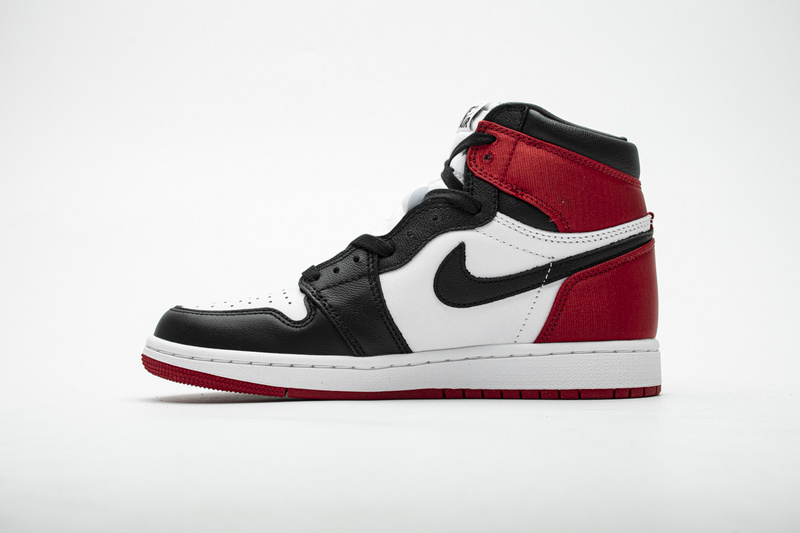 Air Jordan 1 Retro High 'Satin Black Toe' CD0461-016 - Sleek & Stylish Sneakers Air Jordan 1 Retro High 'Satin Black Toe' CD0461-016 - Sleek & Stylish Sneakers