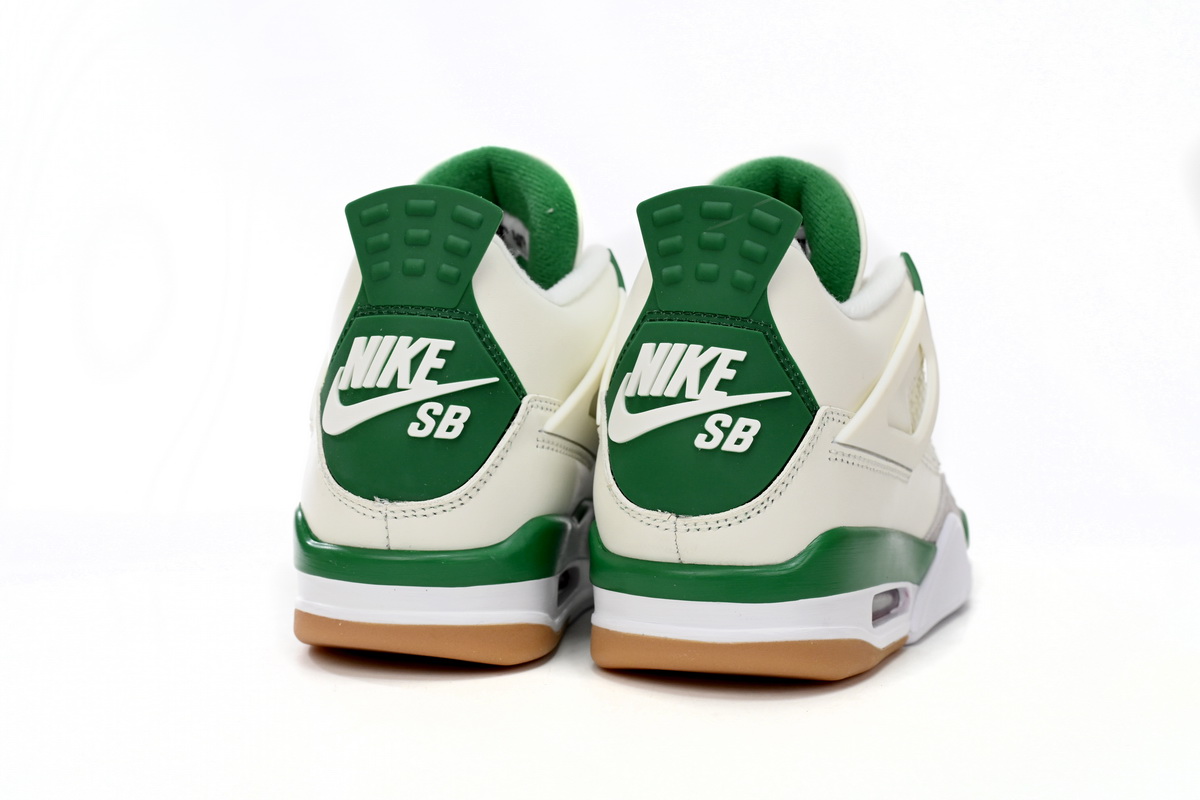 Air Jordan 4 Retro SB 'Pine Green' DR5415-103 - Exclusive Sneaker in Vibrant Green Shade! Air Jordan 4 Retro SB 'Pine Green' DR5415-103 - Exclusive Sneaker in Vibrant Green Shade!