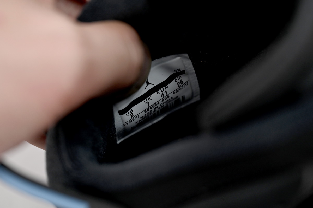 Air Jordan 6 Retro 'UNC' 384664-006: Shop the Classic Style Now Air Jordan 6 Retro 'UNC' 384664-006: Shop the Classic Style Now