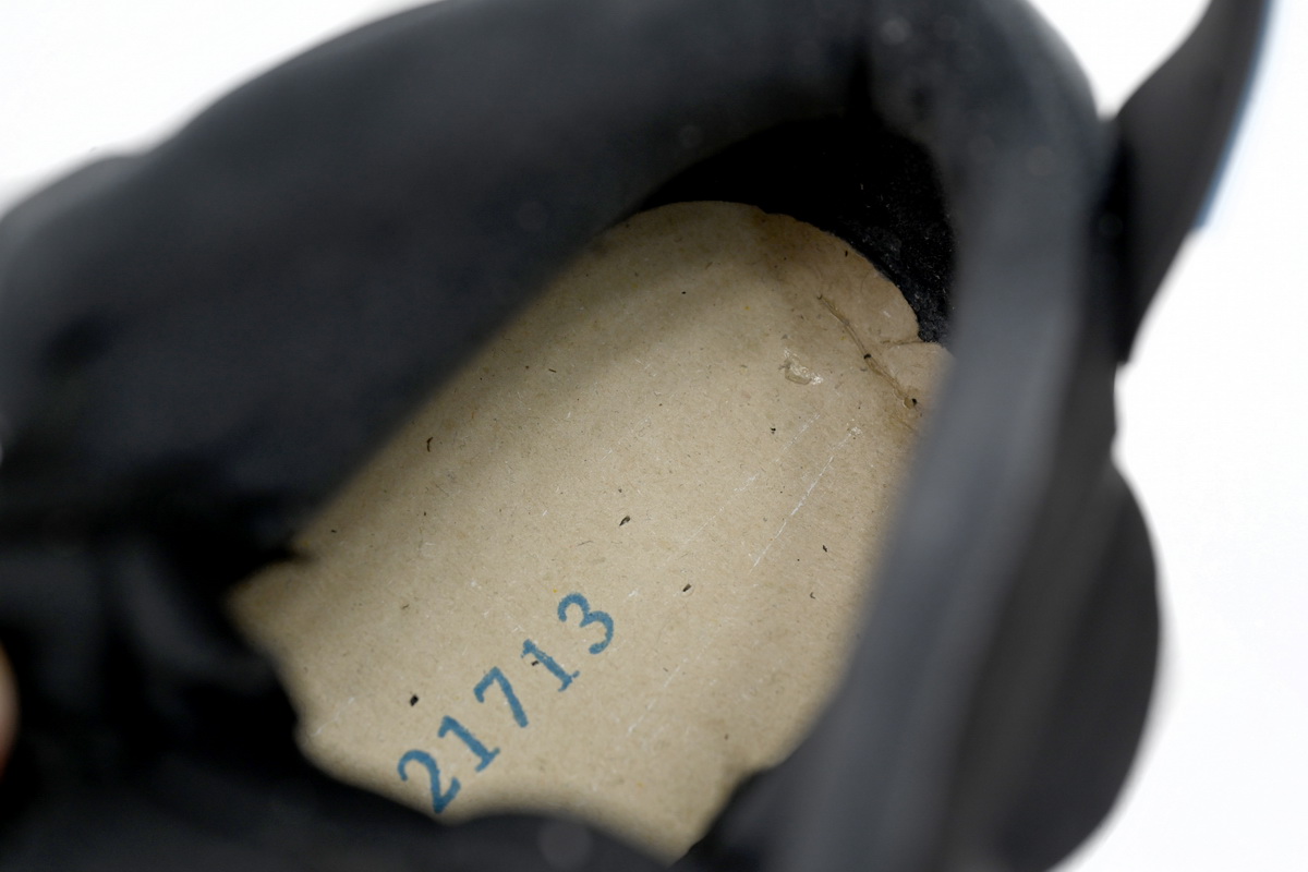 Air Jordan 6 Retro 'UNC' 384664-006: Shop the Classic Style Now Air Jordan 6 Retro 'UNC' 384664-006: Shop the Classic Style Now