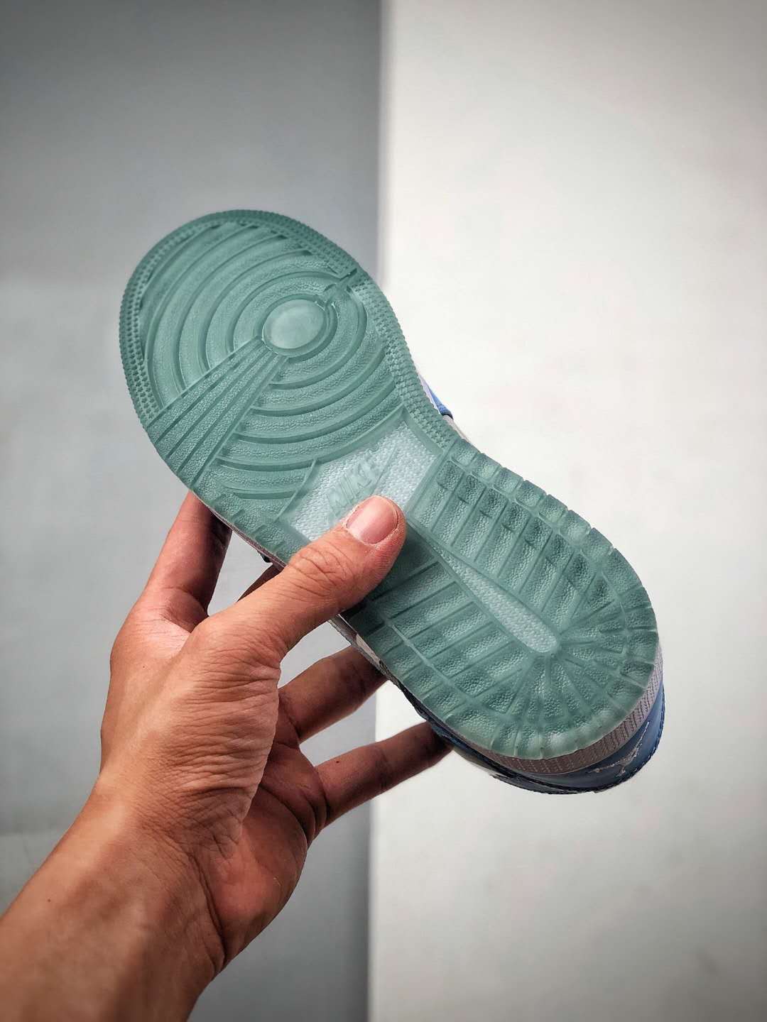 Air Jordan 1 Retro Alpha 'White University Blue' 316269-142 - Stylish & Classic Sneakers Air Jordan 1 Retro Alpha 'White University Blue' 316269-142 - Stylish & Classic Sneakers