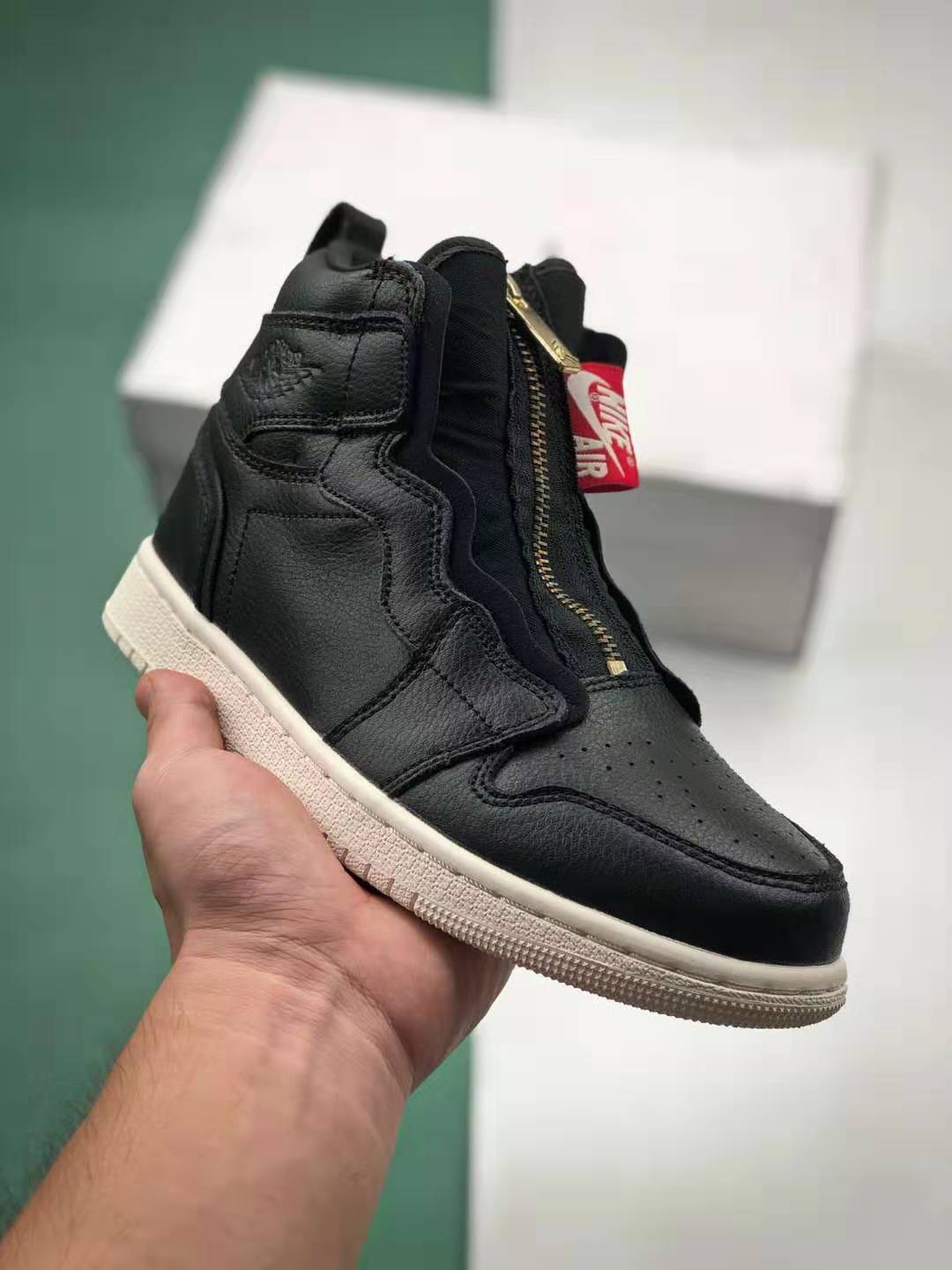 Air Jordan 1 Retro High Zip 'Black' AQ3742-016 - Sleek and Stylish Classic Jordan Sneakers