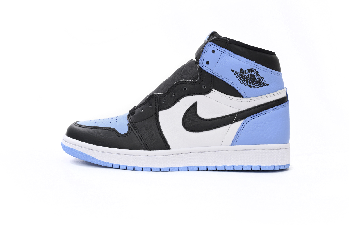 Air Jordan 1 Retro High OG 'University Blue' DZ5485-400 - Stylish & Iconic Sneaker