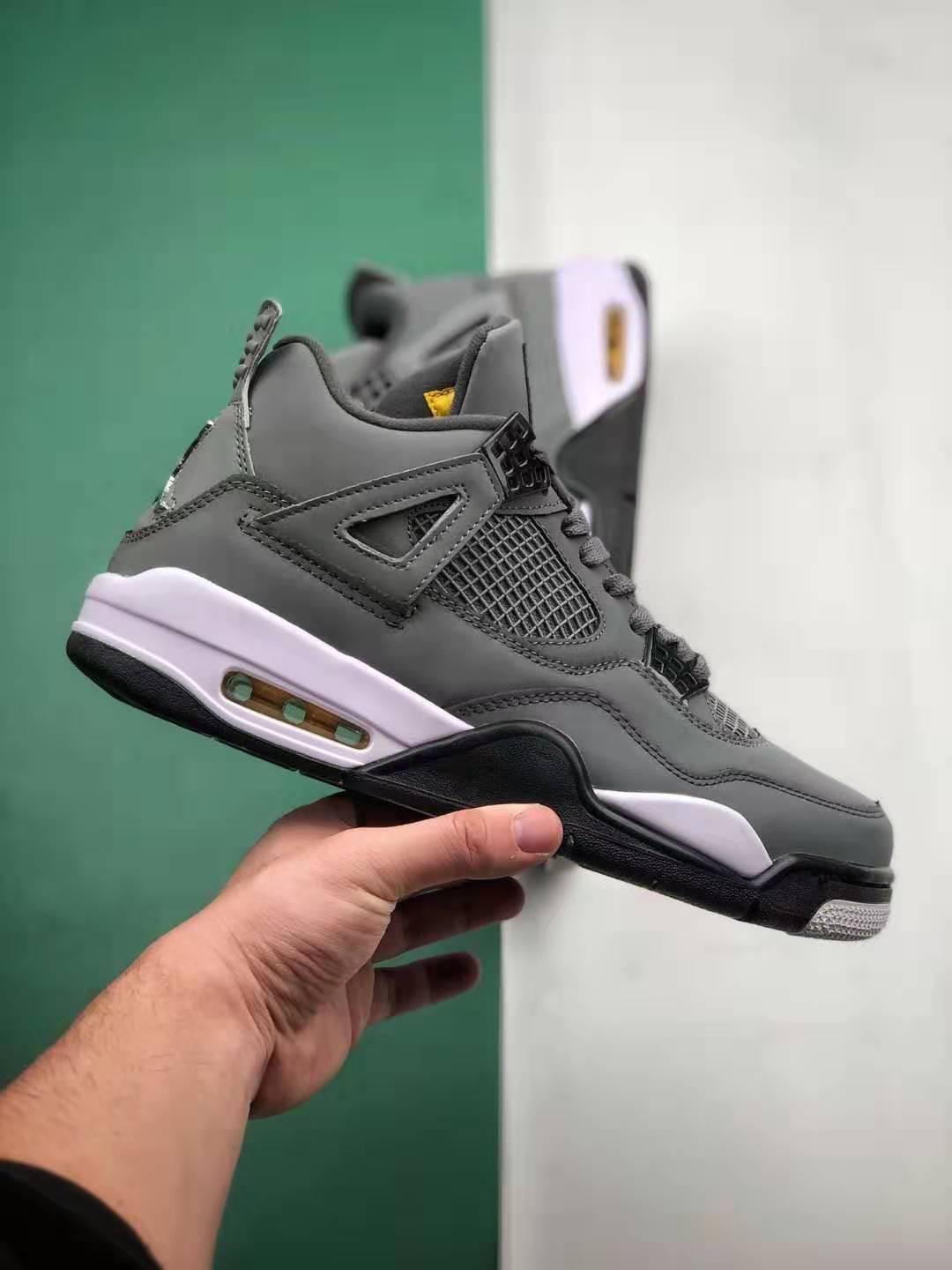 Air Jordan 4 Retro 'Pure Money' 2017 - Classic Style and Fresh Look | Limited Edition Air Jordan 4 Retro 'Pure Money' 2017 - Classic Style and Fresh Look | Limited Edition