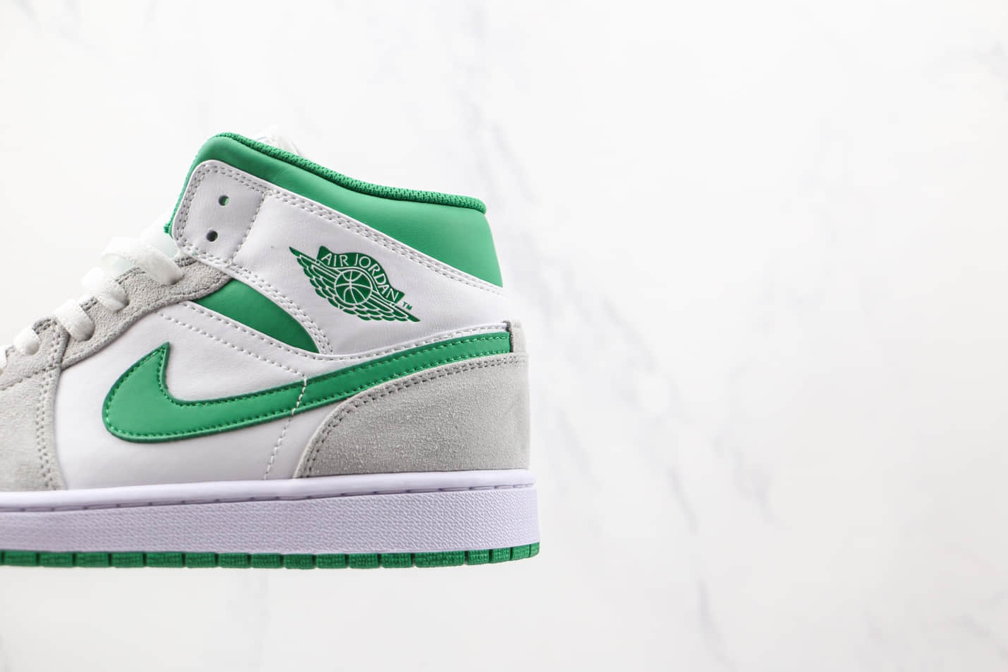 Air Jordan 1 Mid SE 'Grey Pine Green' DC7294-103 - Premium Sneaker in Stylish Shades Air Jordan 1 Mid SE 'Grey Pine Green' DC7294-103 - Premium Sneaker in Stylish Shades