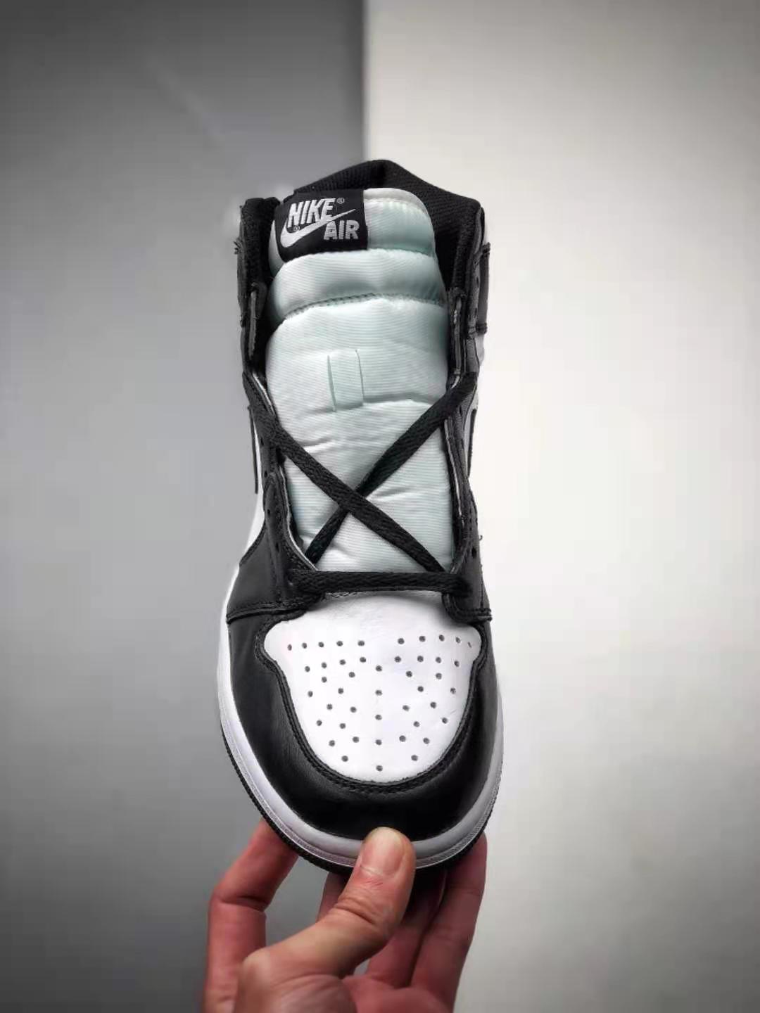 Air Jordan 1 Retro High OG 'Black White' 555088-010 - Classic Style and Modern Appeal | Limited Stock Air Jordan 1 Retro High OG 'Black White' 555088-010 - Classic Style and Modern Appeal | Limited Stock