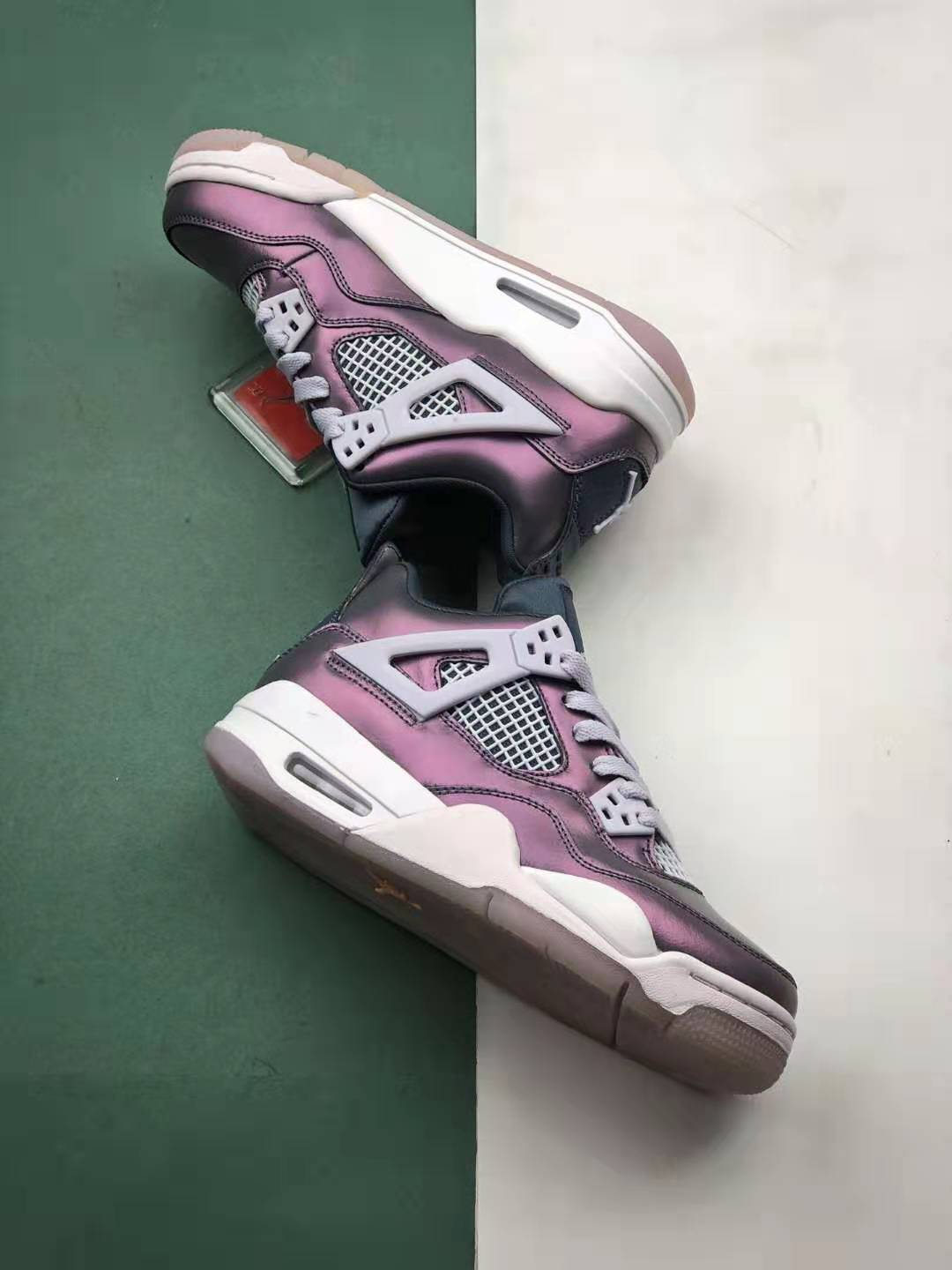 Air Jordan 4 Retro SE 'Monsoon Blue' BQ9043-400 - Iconic Sneaker in Striking Blue Air Jordan 4 Retro SE 'Monsoon Blue' BQ9043-400 - Iconic Sneaker in Striking Blue