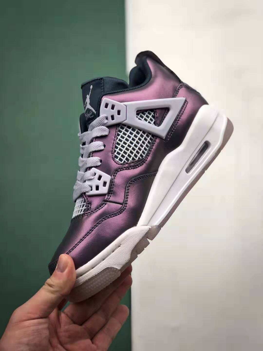 Air Jordan 4 Retro SE 'Monsoon Blue' BQ9043-400 - Iconic Sneaker in Striking Blue Air Jordan 4 Retro SE 'Monsoon Blue' BQ9043-400 - Iconic Sneaker in Striking Blue