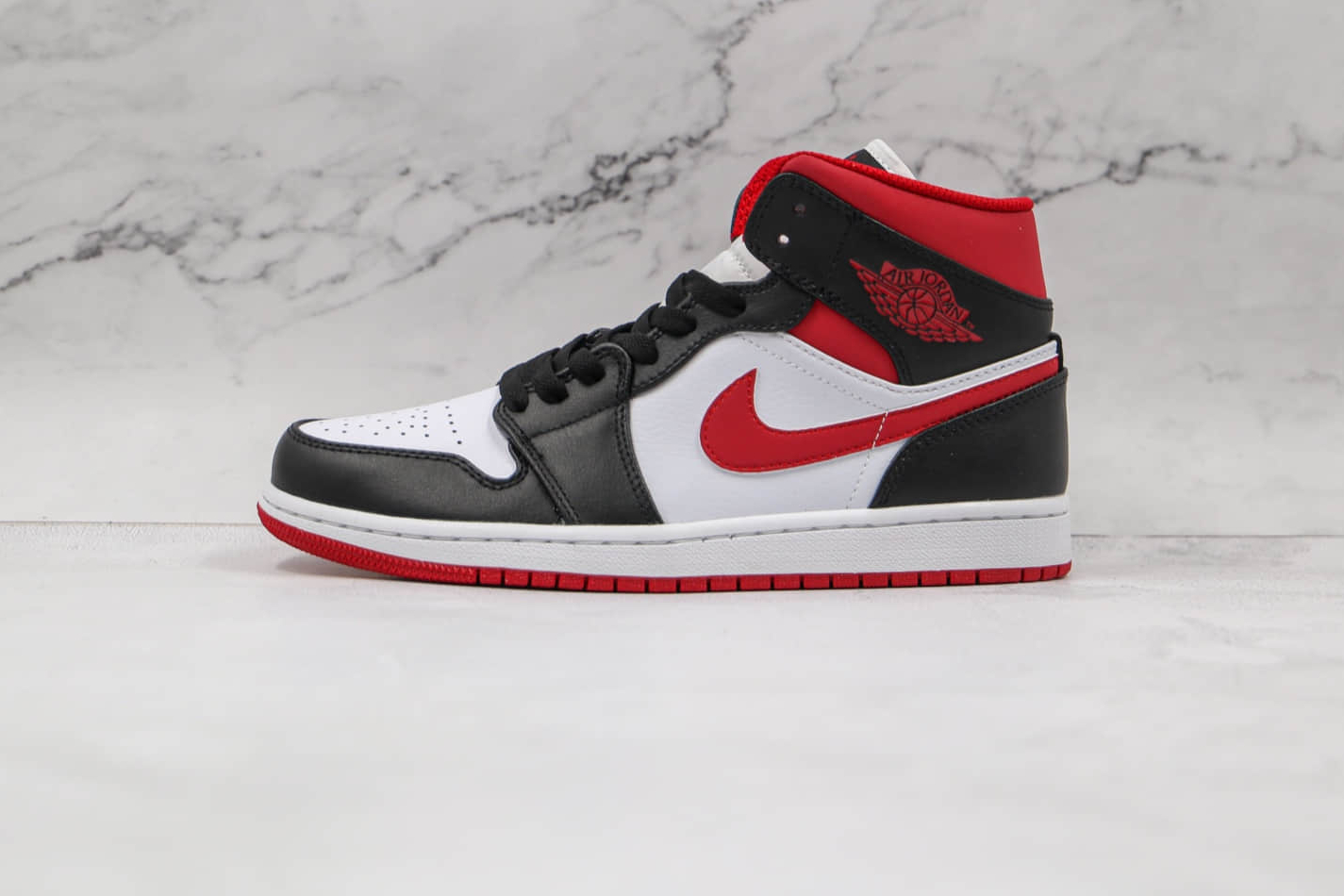 Air Jordan 1 Mid 'Black White Gym Red' 554724-122 - Stylish and Classic Sneakers