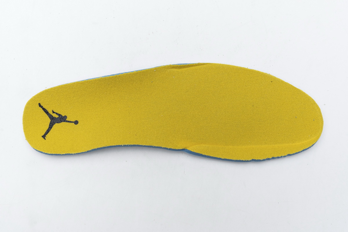 Air Jordan 4 Retro 'Rasta' AQ9129-100 - Stylish and Vibrant Sneakers Air Jordan 4 Retro 'Rasta' AQ9129-100 - Stylish and Vibrant Sneakers