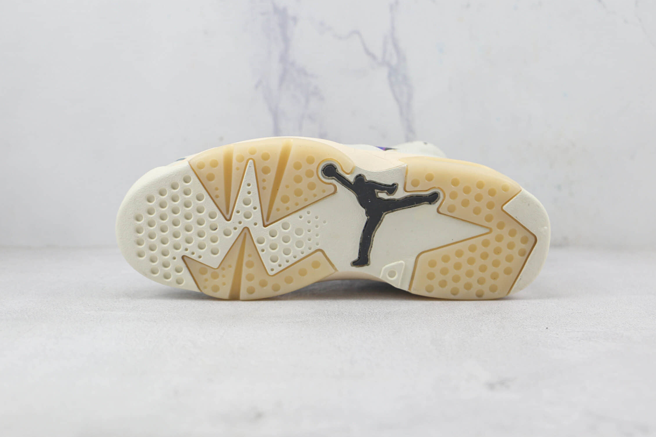 Air Jordan 6 Retro 'Quai 54 - Purple' CZ4152-101 | Limited Edition Basketball Sneakers Air Jordan 6 Retro 'Quai 54 - Purple' CZ4152-101 | Limited Edition Basketball Sneakers