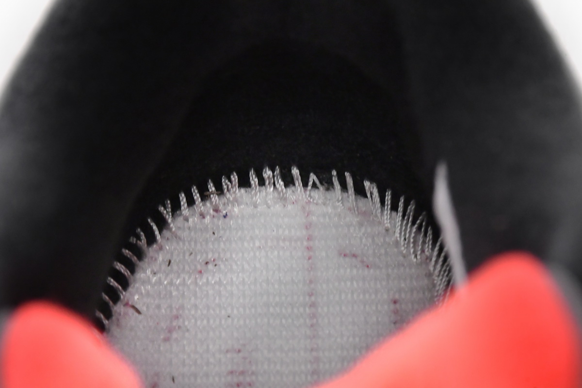 Air Jordan 4 Retro 'Infrared' DH6927-061: Classic Style with Infrared Accents Air Jordan 4 Retro 'Infrared' DH6927-061: Classic Style with Infrared Accents