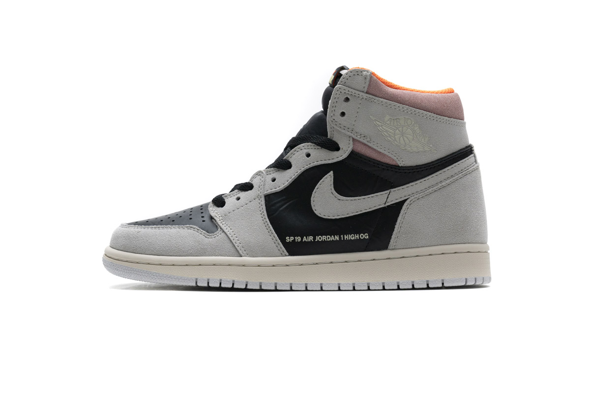 Air Jordan 1 Retro High OG Neutral Grey 555088-018 - Iconic Sneakers in Classic Grey Hue