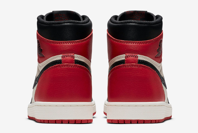 Air Jordan 1 Retro High OG 'Bred Toe' 555088-610 - Classic Style with a Touch of Boldness!