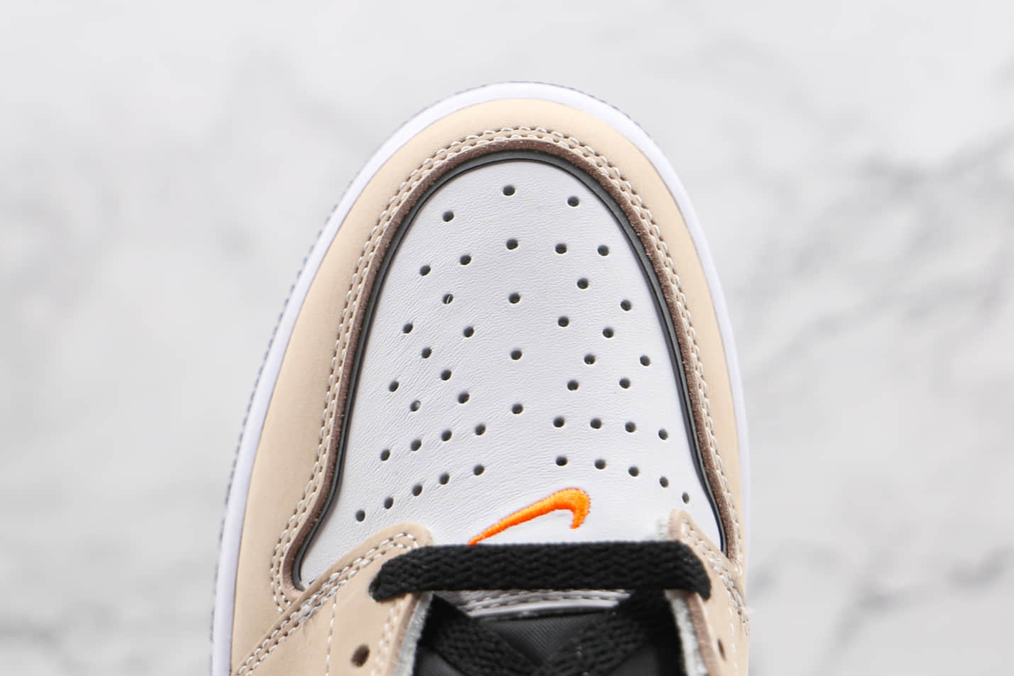 Air Jordan 1 Retro High OG 'Prototype' DC6515-100 - Limited Edition Sneaker