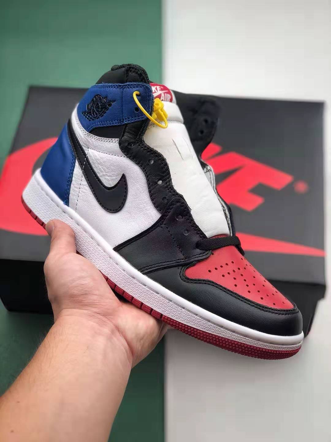 Air Jordan 1 Retro High OG 'Top 3' 555088-026 - Limited Edition Sneakers Online