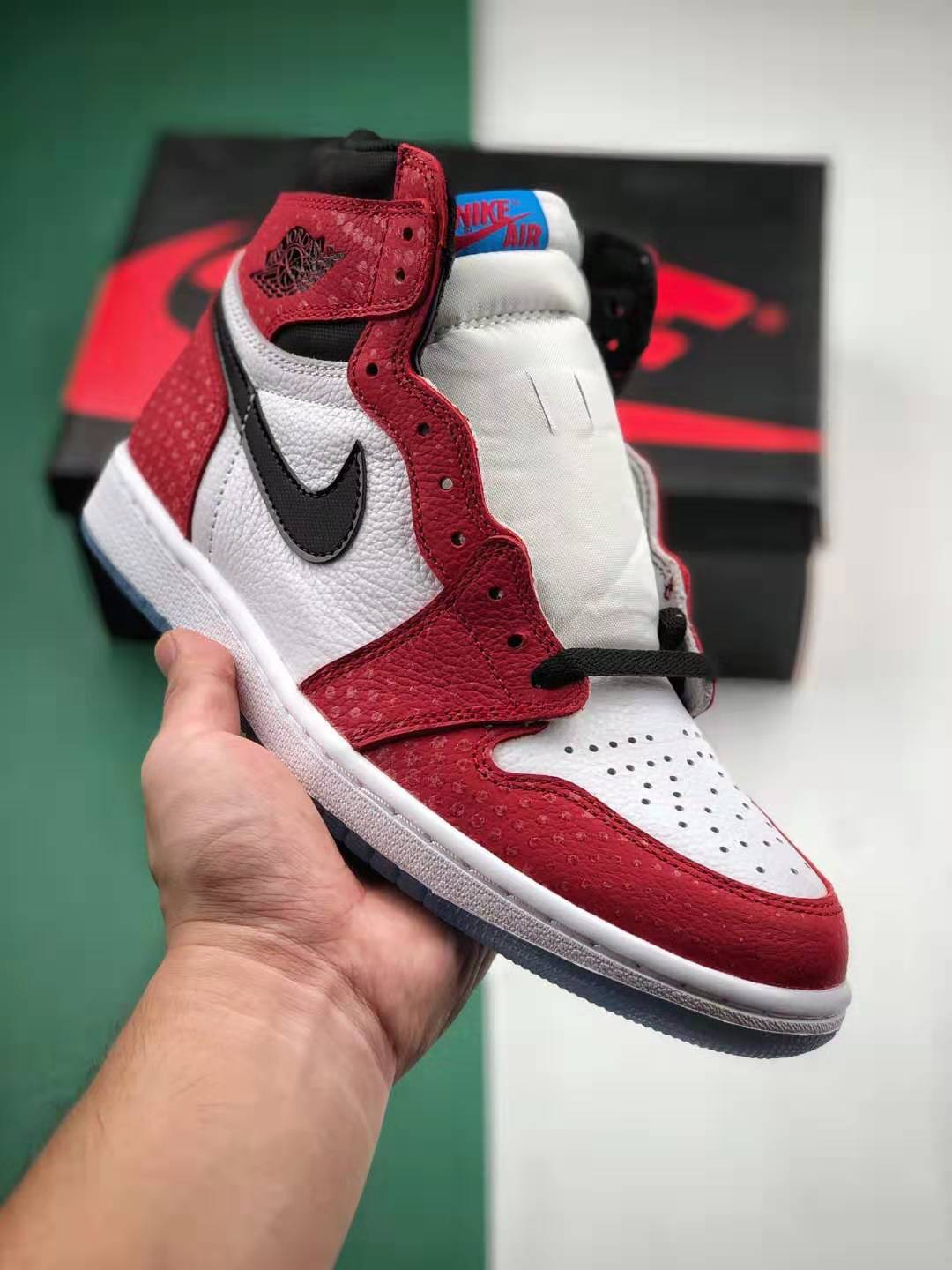 Air Jordan 1 Retro High OG 'Origin Story' 555088-602 - Authentic and iconic sneakers for sneakerheads!