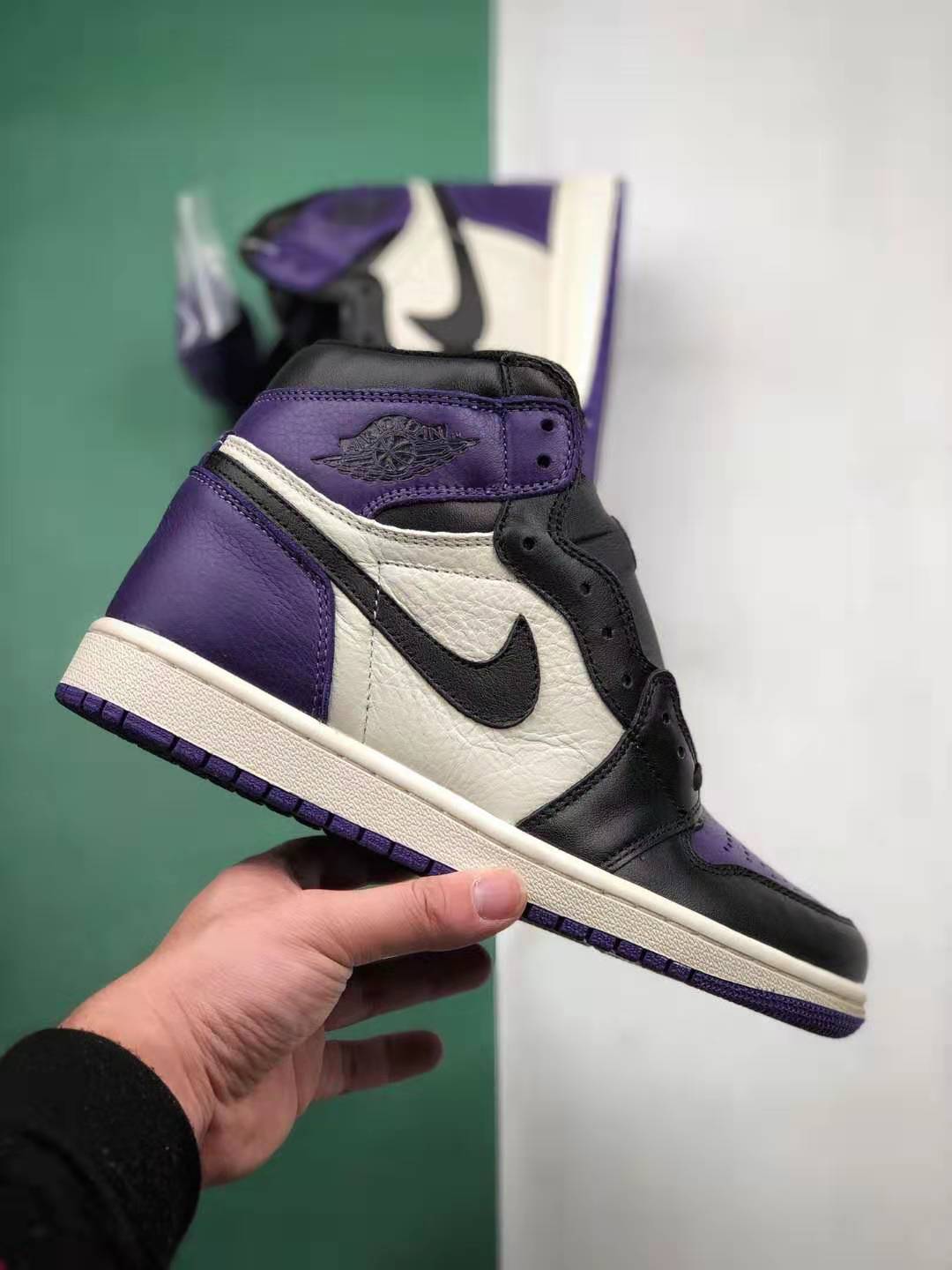 Air Jordan 1 Retro High OG 'Court Purple' 555088-501 | Stylish and Authentic Sneakers Air Jordan 1 Retro High OG 'Court Purple' 555088-501 | Stylish and Authentic Sneakers