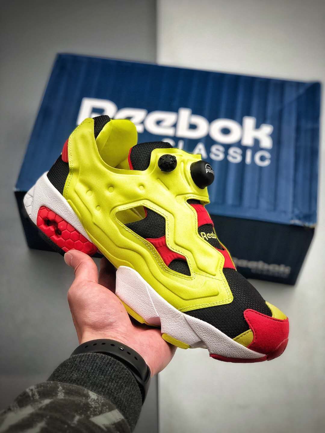 Reebok InstaPump Fury OG Retro 'Citron' 2019 V47514 - Stylish and Airy Athletic Sneakers