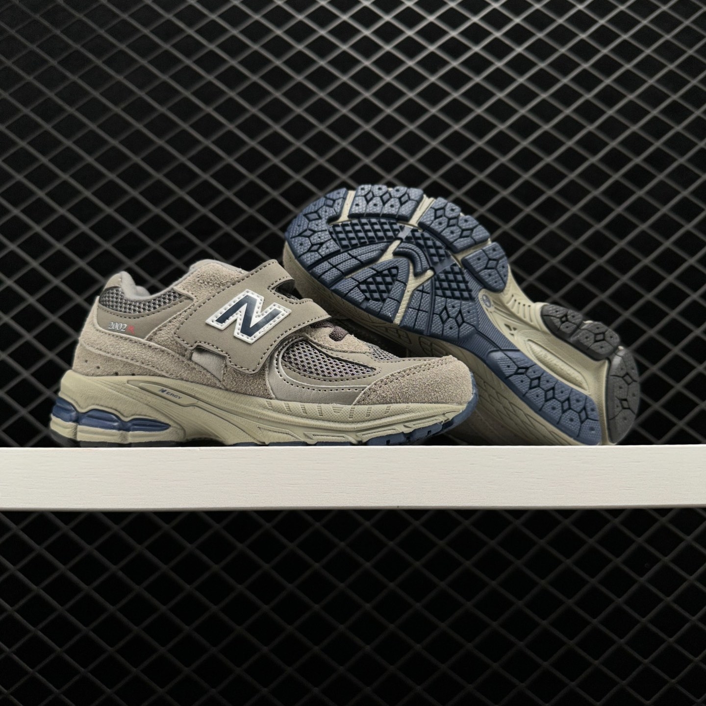 New Balance 2002R Kids Castle Grey Natural Indigo - Stylish and Comfortable Sneakers for Kids New Balance 2002R Kids Castle Grey Natural Indigo - Stylish and Comfortable Sneakers for Kids