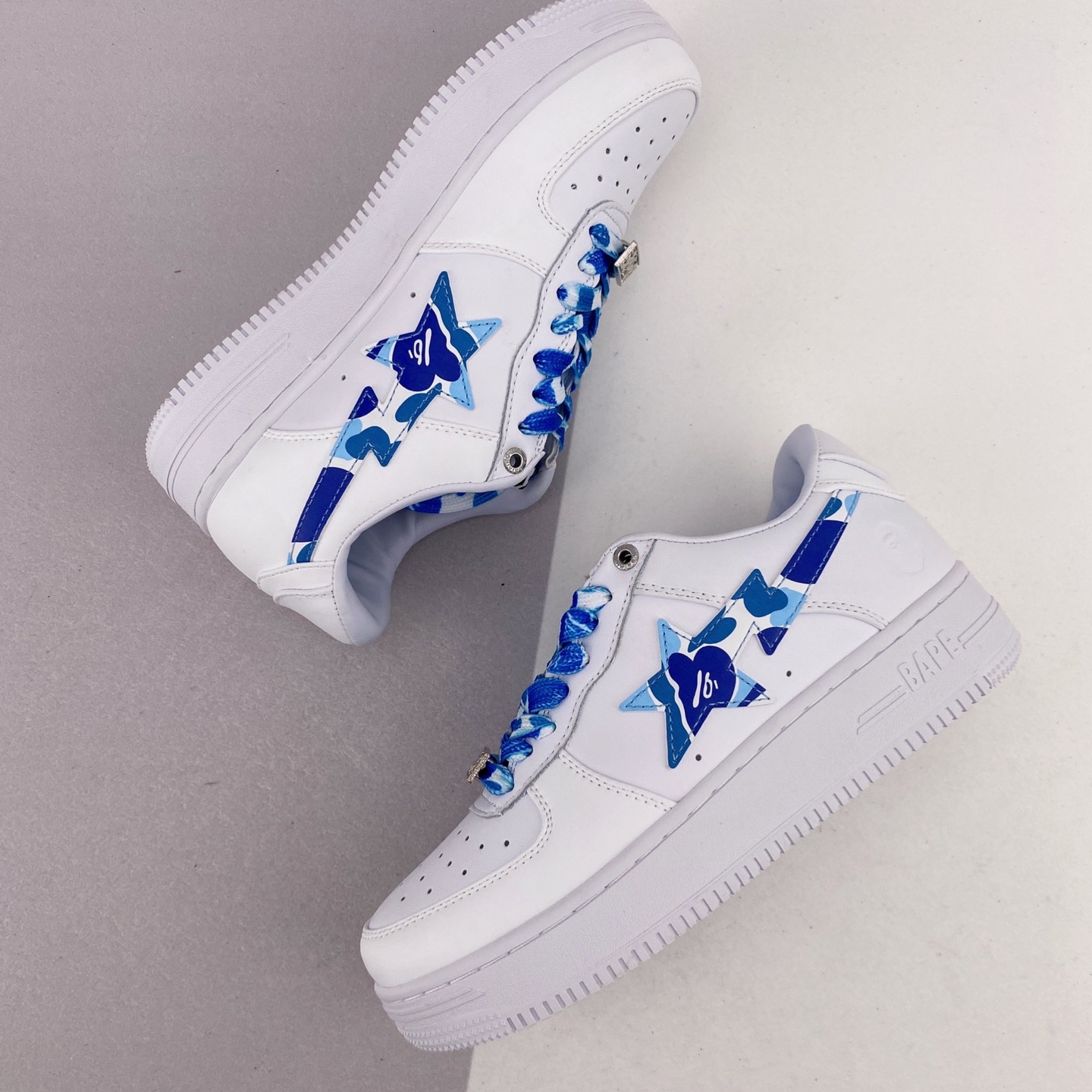 A Bathing Ape Bape Sta Low White ABC Camo Blue 1I70291009 BEI - Trendy and Unique Sneakers