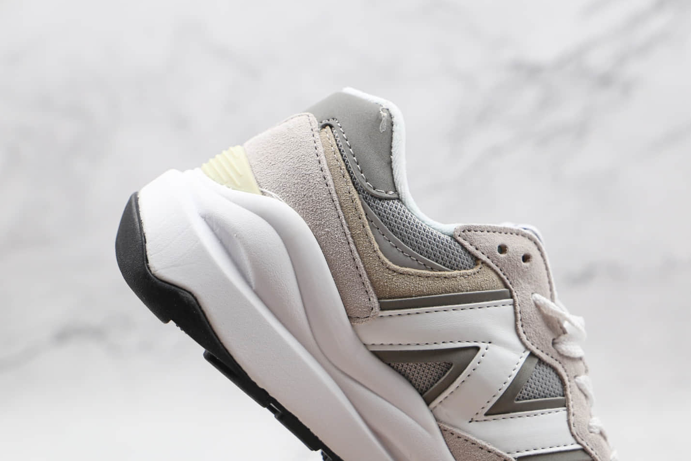 New Balance 5740CA 'Rain Cloud' - Trendy & Stylish Footwear New Balance 5740CA 'Rain Cloud' - Trendy & Stylish Footwear