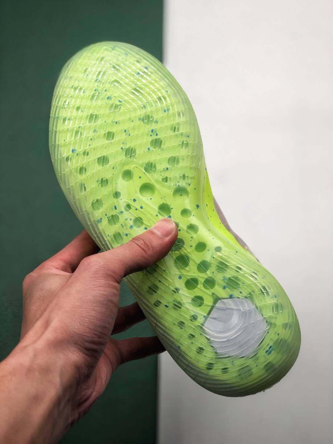 Nike ZOOM KD 12 EP 'Multi-Color Metallic Silver' AR4230-900 Limited Edition Nike ZOOM KD 12 EP 'Multi-Color Metallic Silver' AR4230-900 Limited Edition