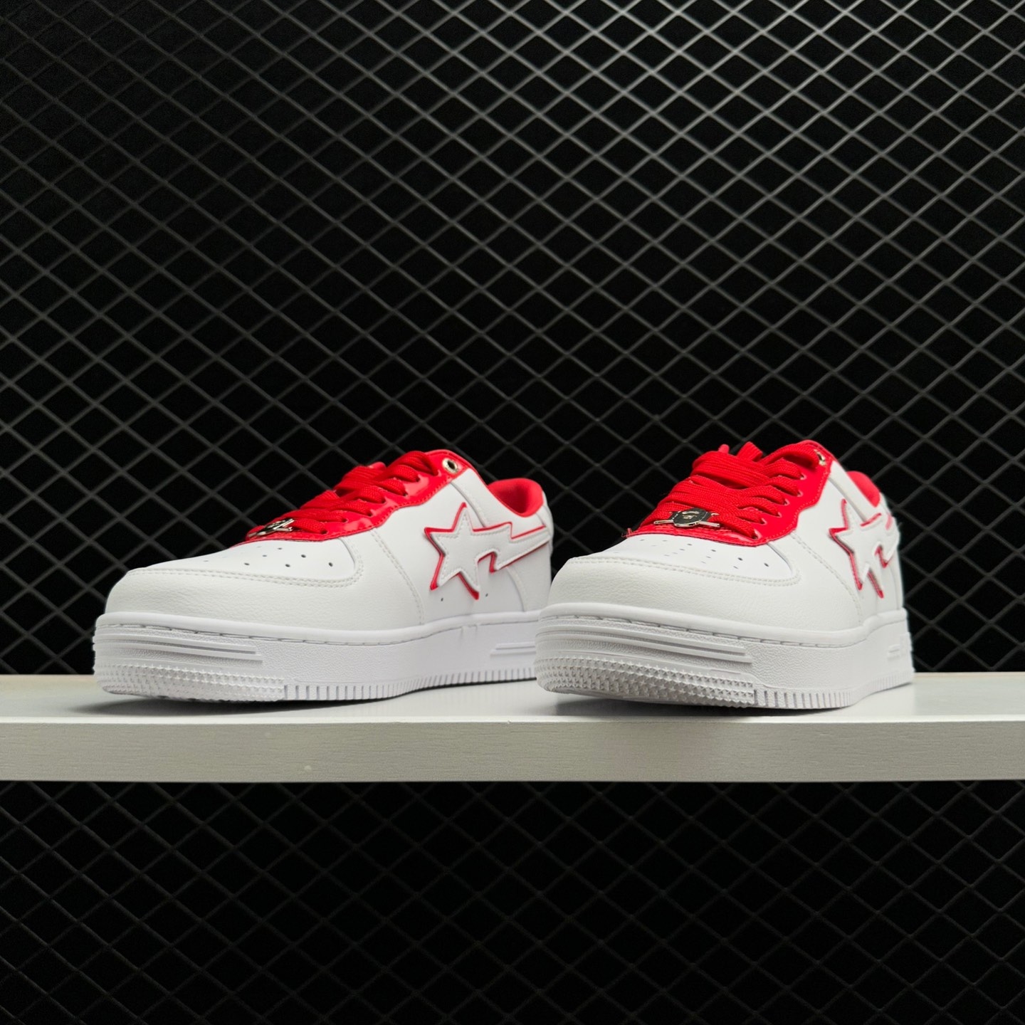 A BATHING APE Sta Leather Low 'Red' 1J30-191-017-RED | Trendy and Stylish Sneakers