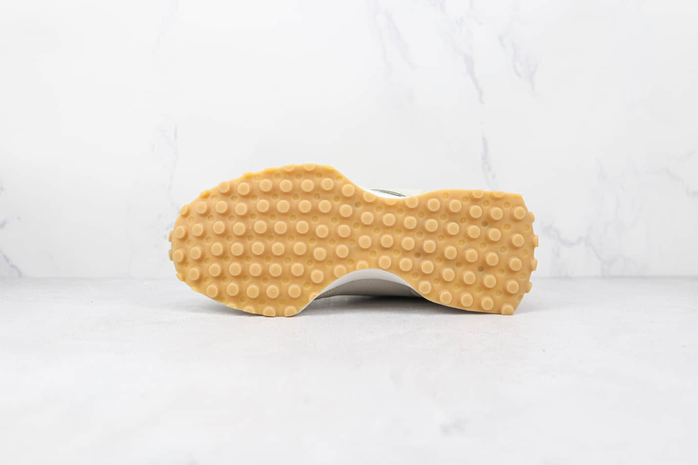 New Balance Unisex 327 Creamy MS327UP: Stylish Low-Top Sneakers New Balance Unisex 327 Creamy MS327UP: Stylish Low-Top Sneakers