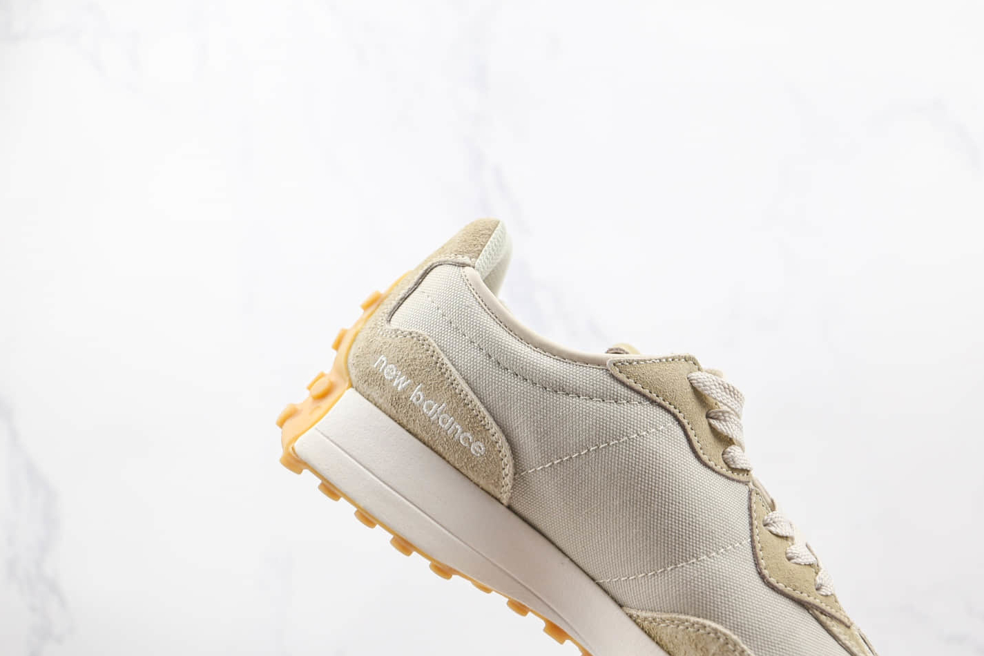 New Balance Unisex 327 Creamy MS327UP: Stylish Low-Top Sneakers New Balance Unisex 327 Creamy MS327UP: Stylish Low-Top Sneakers