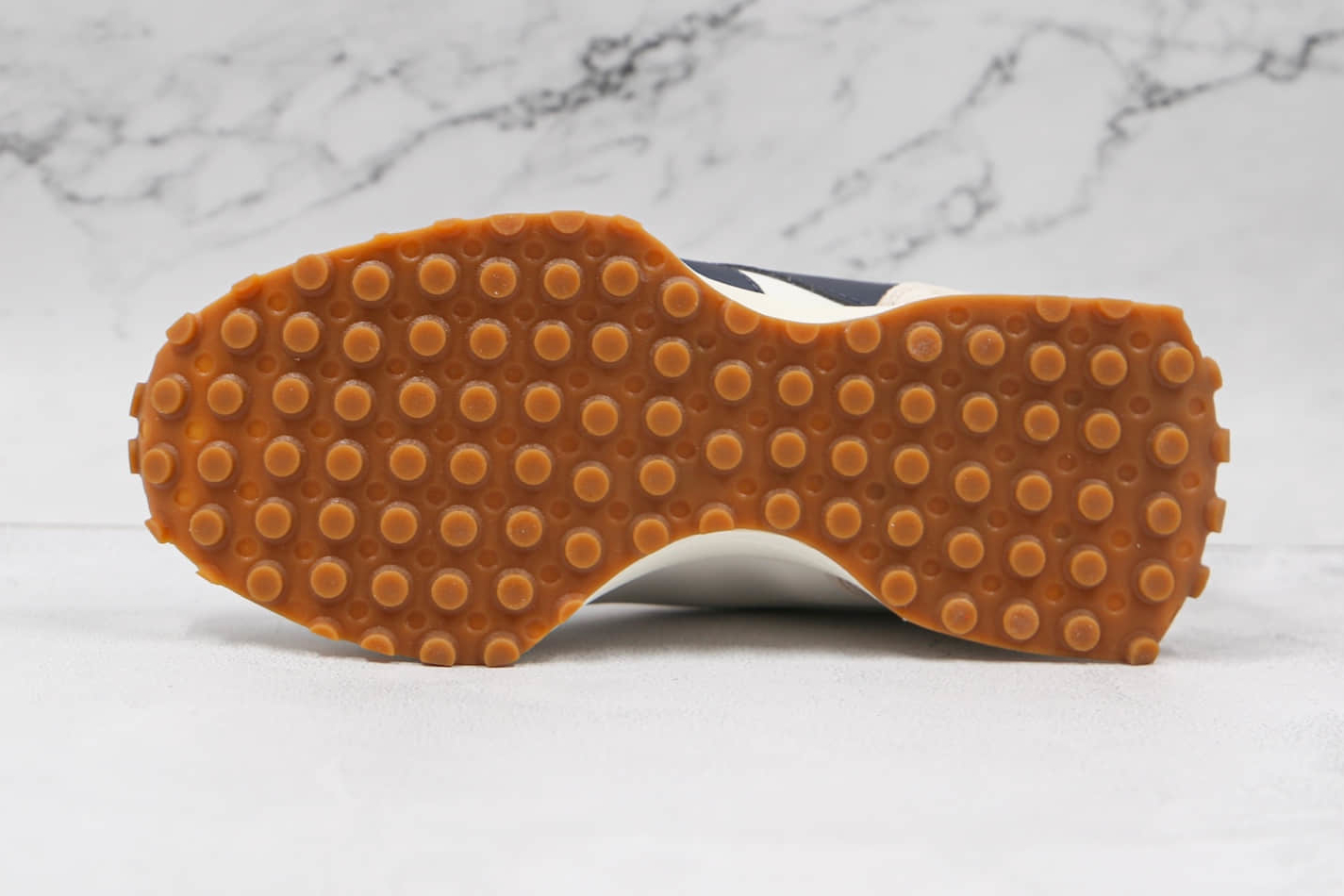 New Balance 327 'Moonbeam Outerspace' WS327KB - Trendy Sneakers for Women New Balance 327 'Moonbeam Outerspace' WS327KB - Trendy Sneakers for Women