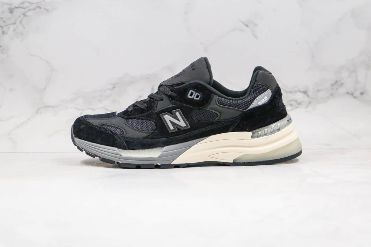 New Balance 992 'Black' M992BL - Sleek and Stylish Athletic Sneakers New Balance 992 'Black' M992BL - Sleek and Stylish Athletic Sneakers