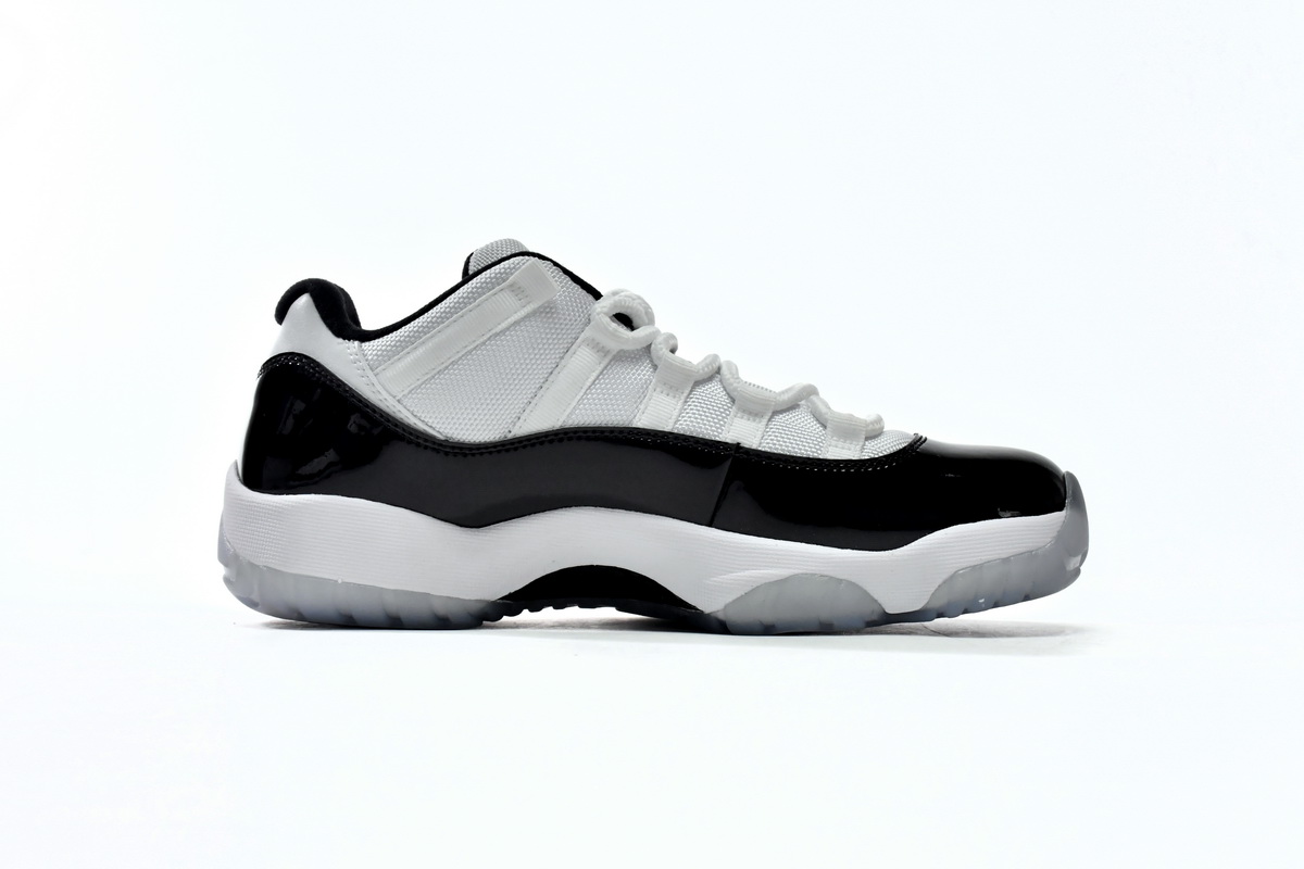 Air Jordan 11 Retro Low 'Concord' 528895-153 - Classic style and timeless appeal in every step.