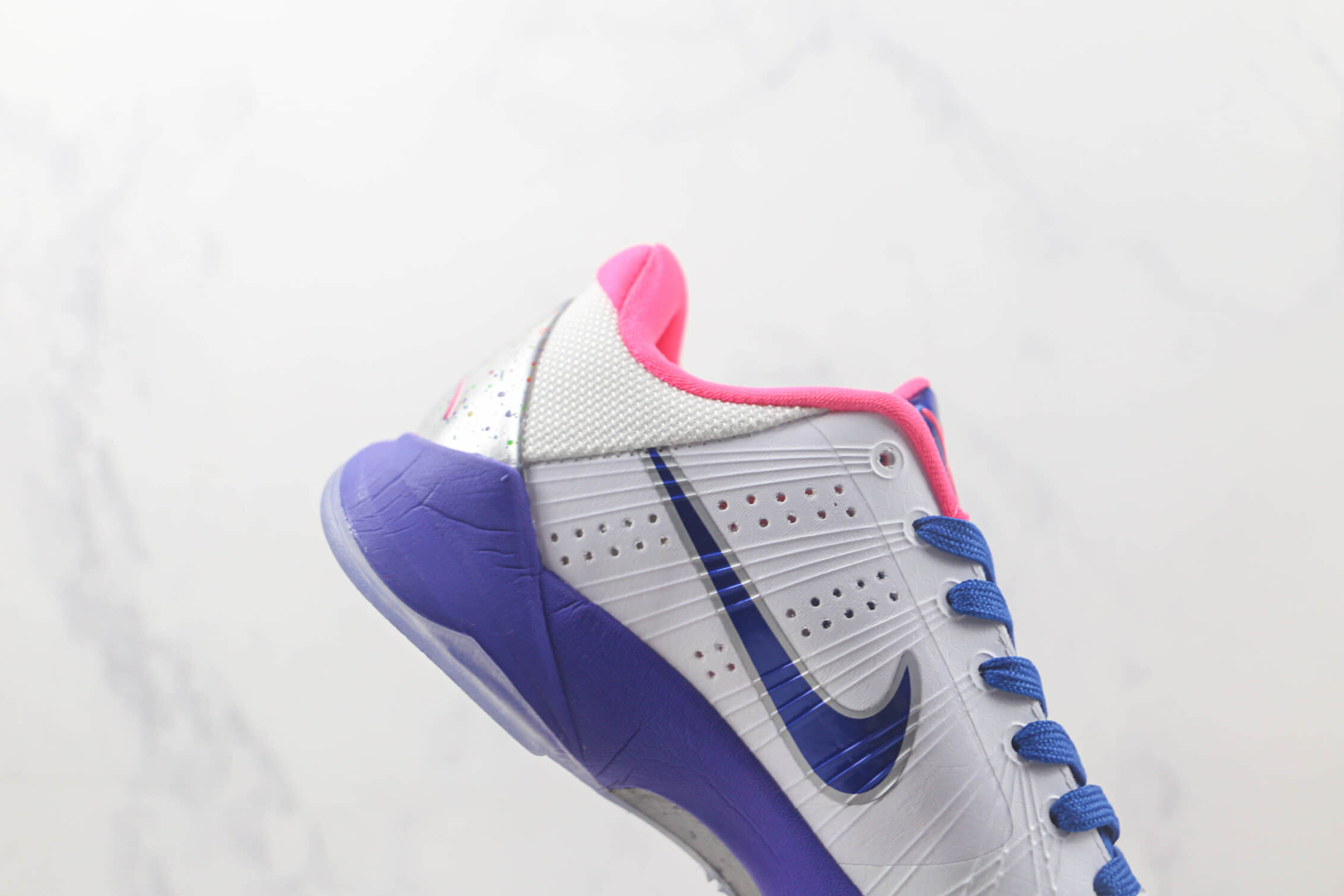 Nike Zoom Kobe V 5 Protro Kay Yow Big Stage Champ White Pink Basketball Shoes