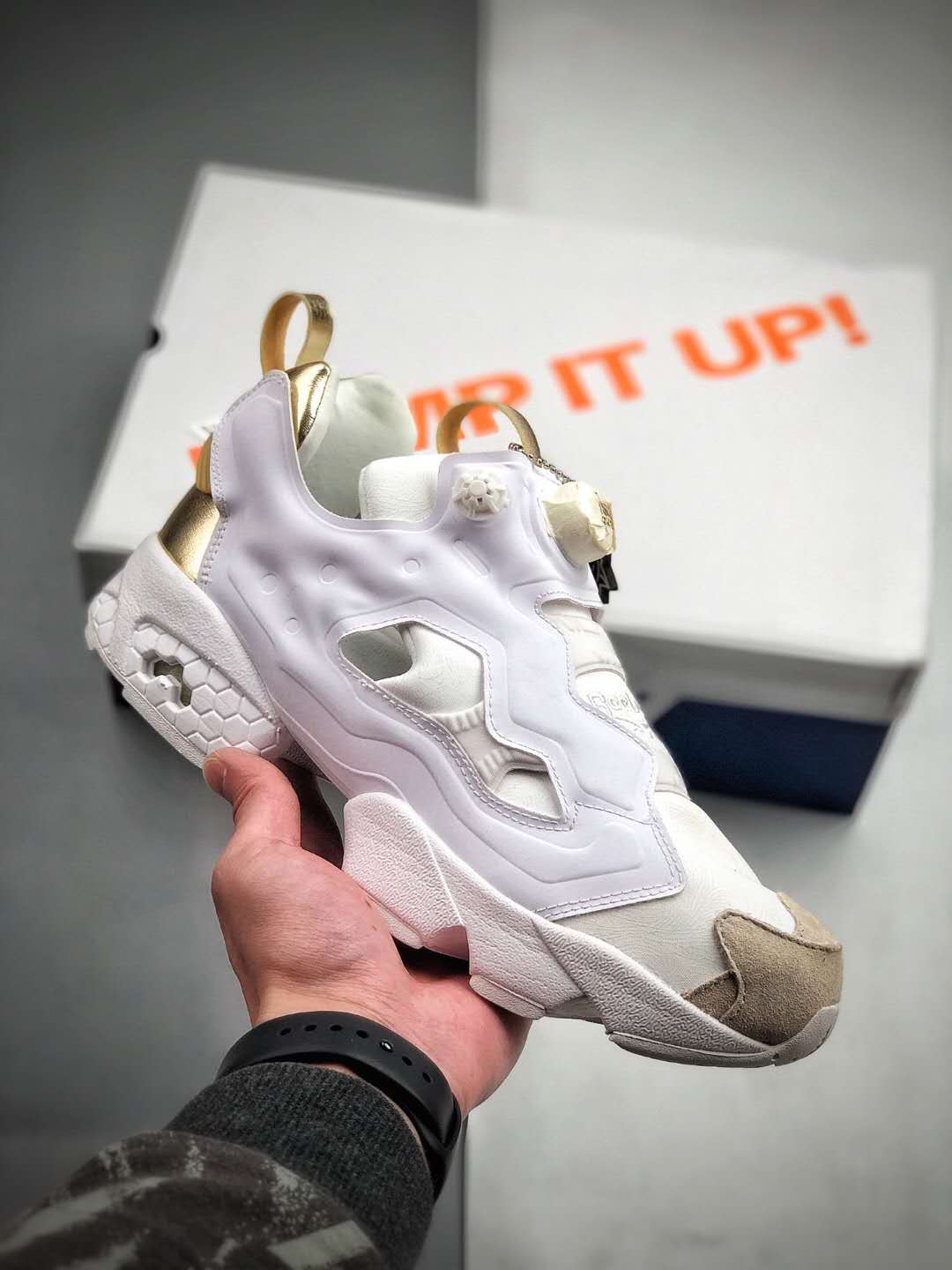 Reebok Instapump Fury PM - V62777: Stylish and Comfortable Sneakers