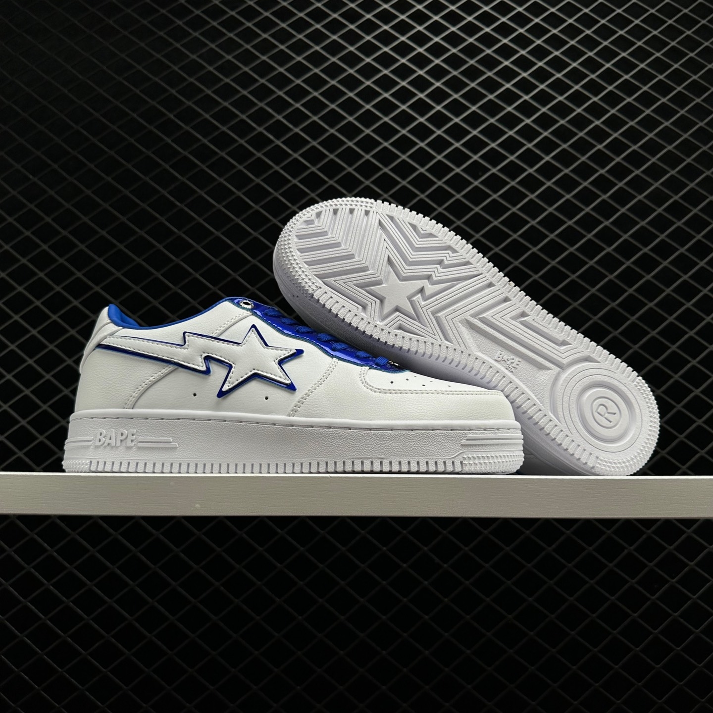 A Bathing Ape Bape Sta Leather Low 'White Blue' 1J30-191-017 - Classic Style with a Modern Twist
