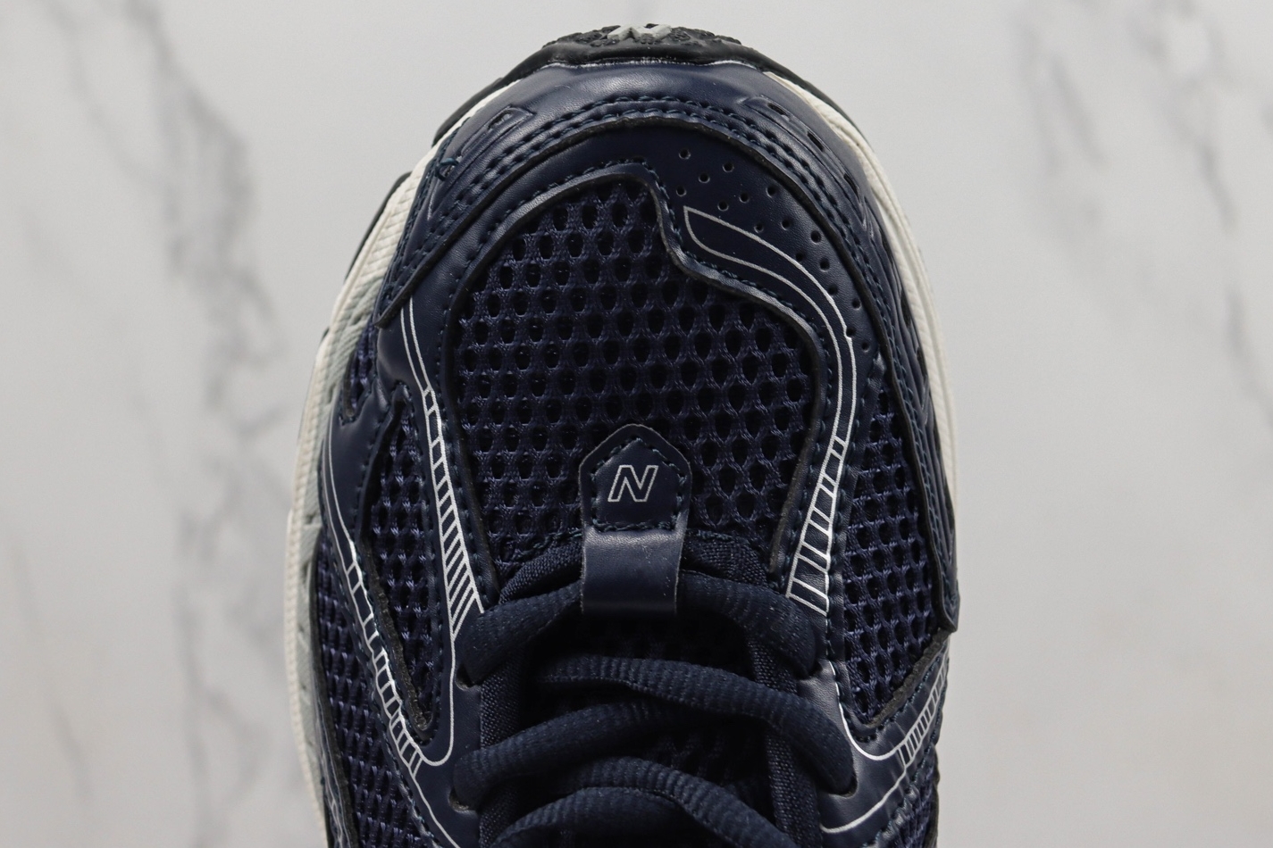 New Balance 1906R 'Eclipse': Stylish and Comfortable Men's Running Shoes New Balance 1906R 'Eclipse': Stylish and Comfortable Men's Running Shoes