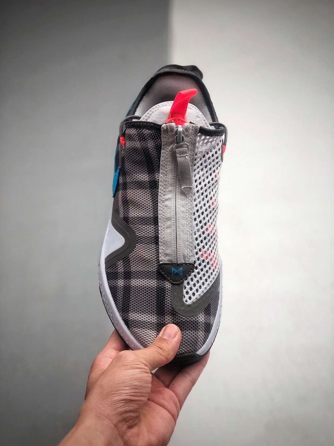 Nike PG 4 EP 'Plaid' CD5082-002: Stylish Performance Basketball Shoes Nike PG 4 EP 'Plaid' CD5082-002: Stylish Performance Basketball Shoes