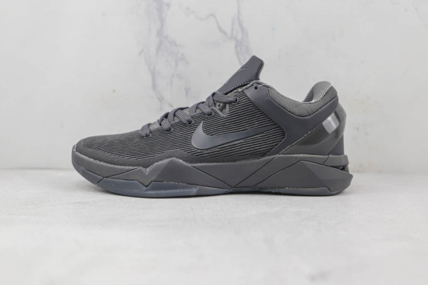 Nike Zoom Kobe 7 'Fade To Black' 869460-442 - Limited Edition Basketball Sneakers