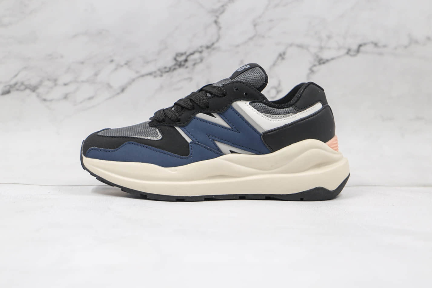 New Balance 5740 'Navy' W5740LB - Sleek and Stylish Women's Sneakers New Balance 5740 'Navy' W5740LB - Sleek and Stylish Women's Sneakers