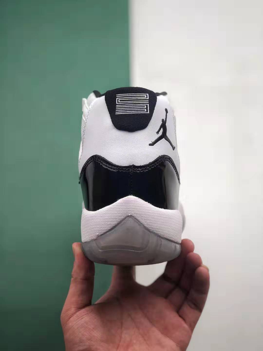 Air Jordan 11 Retro 'Concord' 378037-107 - Classic Style Elevated Air Jordan 11 Retro 'Concord' 378037-107 - Classic Style Elevated