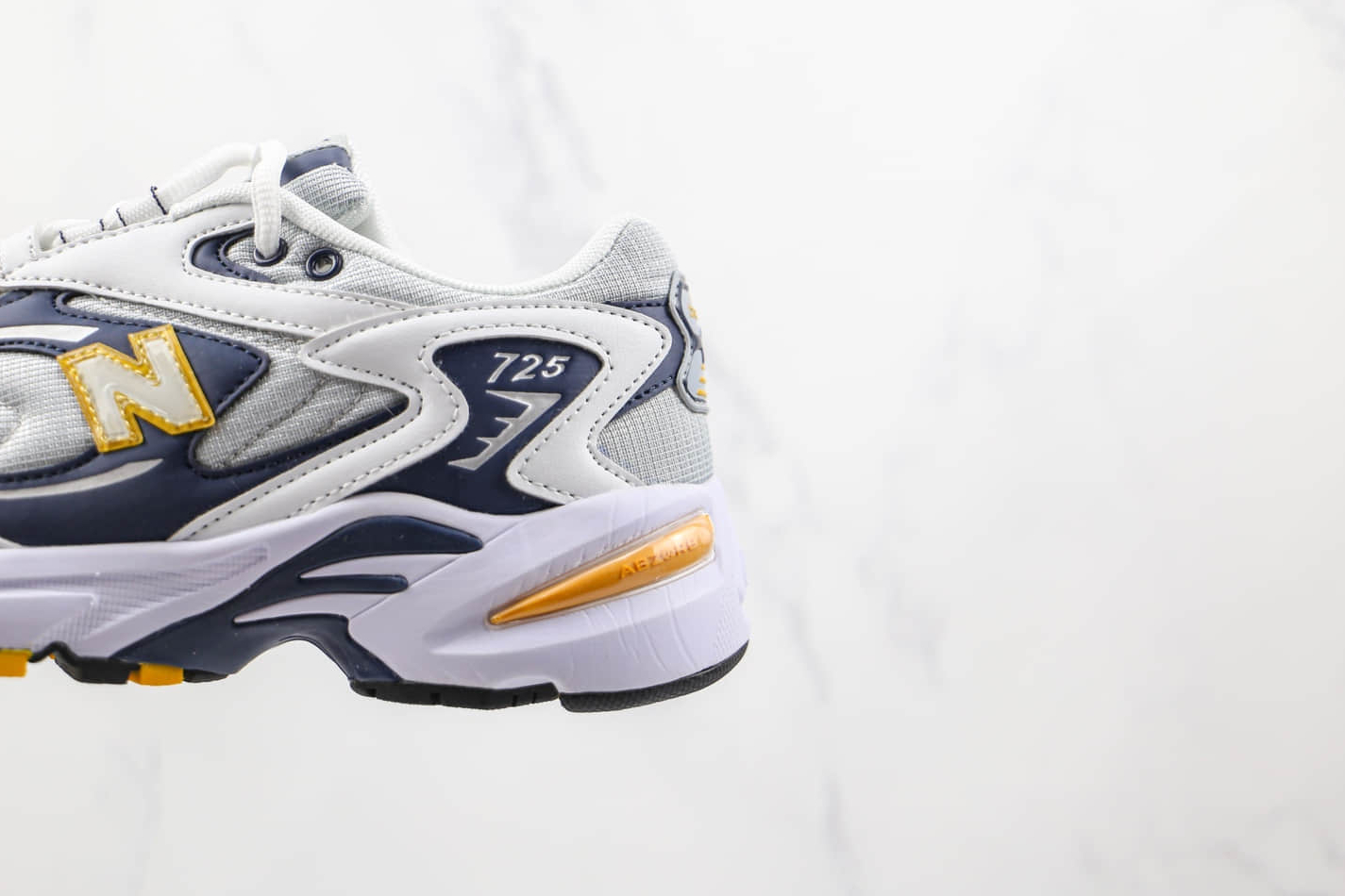 New Balance 725 ML725A - Stylish and Comfortable Shoes for Men New Balance 725 ML725A - Stylish and Comfortable Shoes for Men