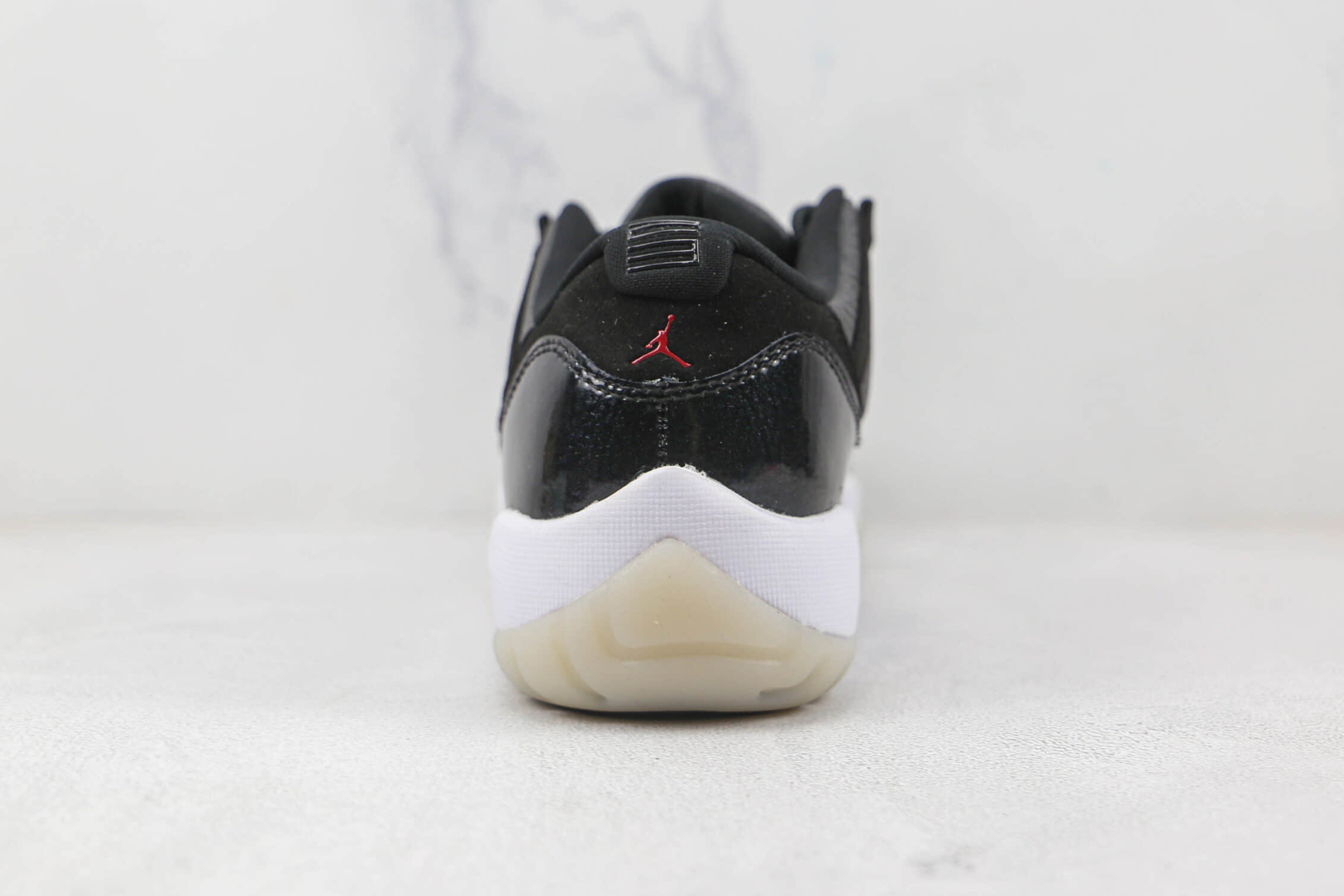 Air Jordan 11 Retro Low '72-10' AV2187-001 - Authentic Sneaker with Iconic Style Air Jordan 11 Retro Low '72-10' AV2187-001 - Authentic Sneaker with Iconic Style