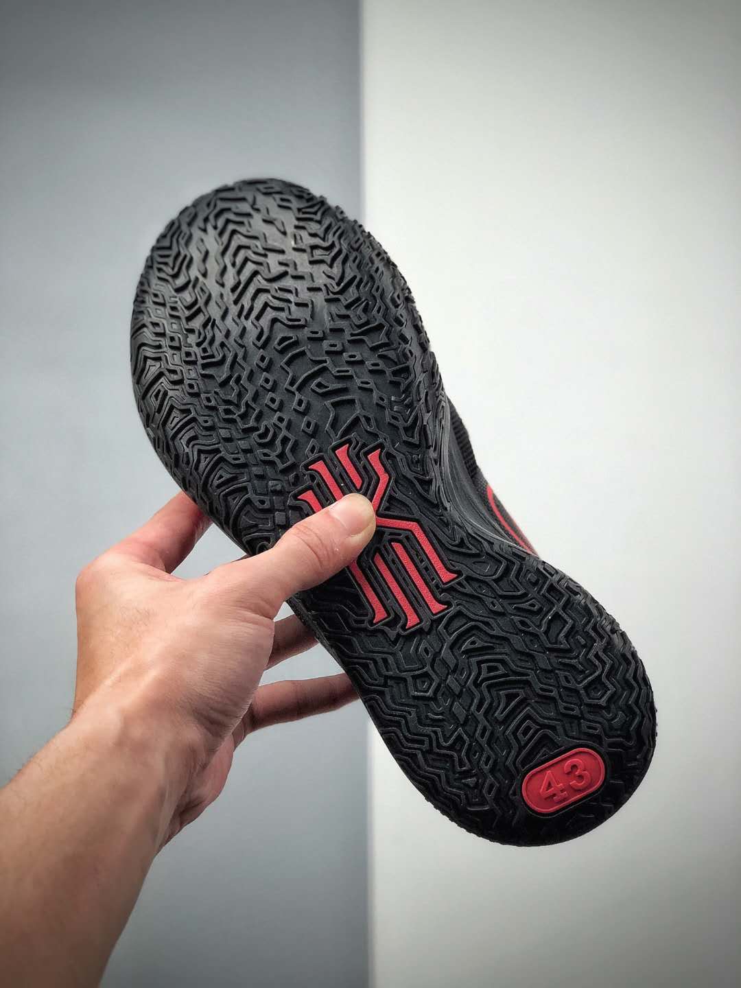 Nike Kyrie 7 EP 'Bred' CQ9327-001 - Stylish & High-Performance Basketball Shoes
