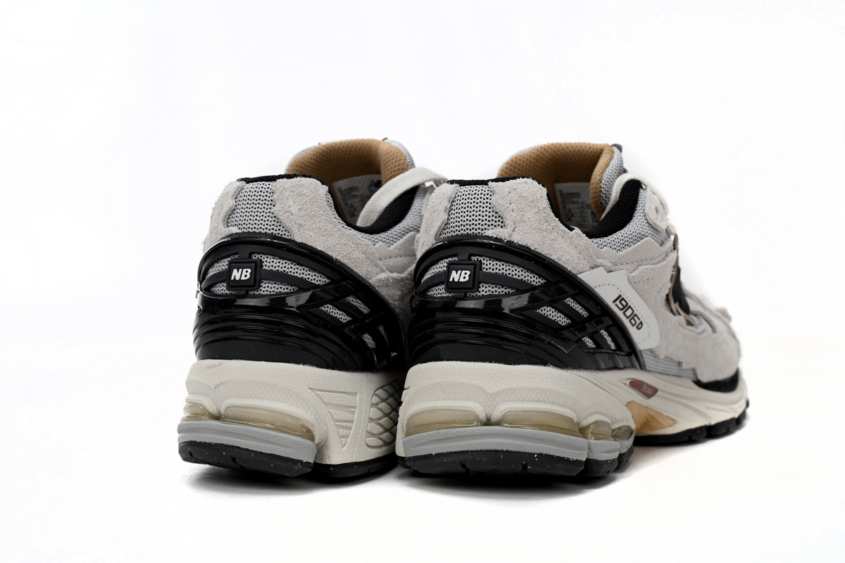 New Balance 1906D 'Protection Pack - Reflection' M1906DC: Innovative Style with Exceptional Protection New Balance 1906D 'Protection Pack - Reflection' M1906DC: Innovative Style with Exceptional Protection