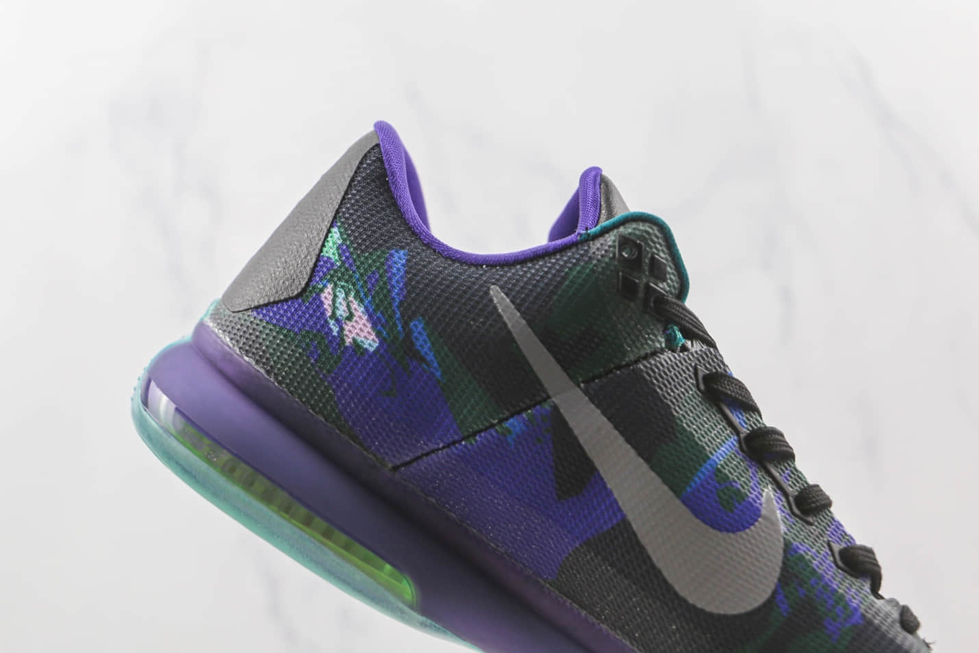 Nike Kobe 10 'Overcome' 705317-305 - Conquer Challenges with Style Nike Kobe 10 'Overcome' 705317-305 - Conquer Challenges with Style
