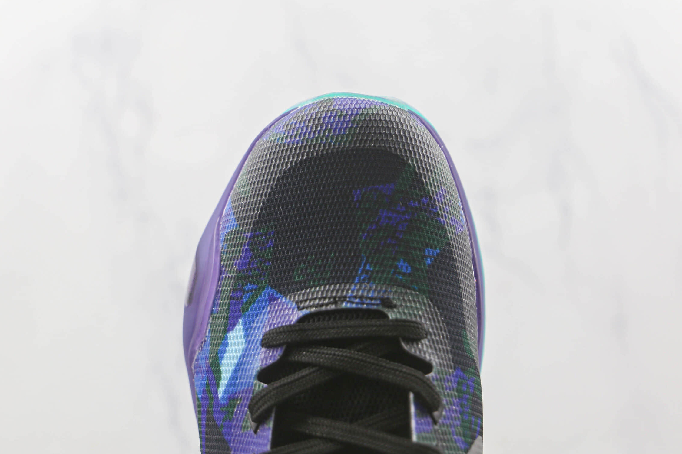 Nike Kobe 10 'Overcome' 705317-305 - Conquer Challenges with Style Nike Kobe 10 'Overcome' 705317-305 - Conquer Challenges with Style