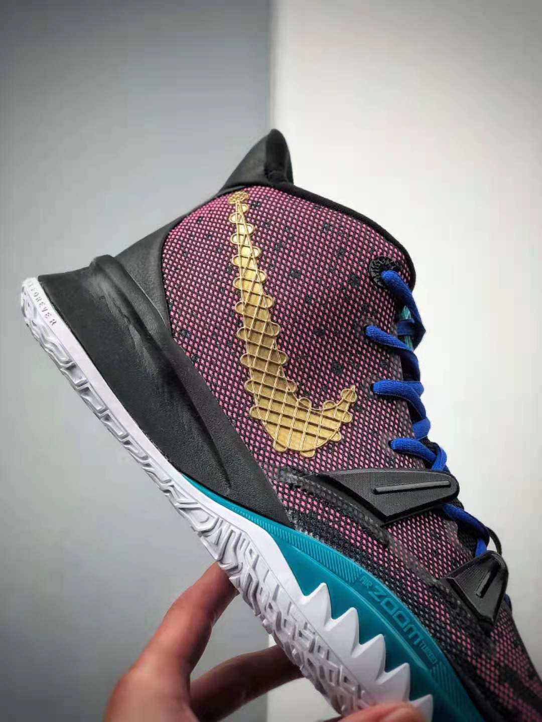Nike Zoom Kyrie 7 Pre Heat EP Purple Black Gold Metallic CQ9327-006 - Stylish Performance Basketball Shoes Nike Zoom Kyrie 7 Pre Heat EP Purple Black Gold Metallic CQ9327-006 - Stylish Performance Basketball Shoes