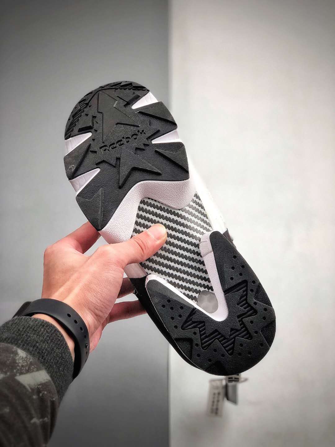 Reebok Instapump Fury BS5649 - Stylish Sneakers for Ultimate Comfort